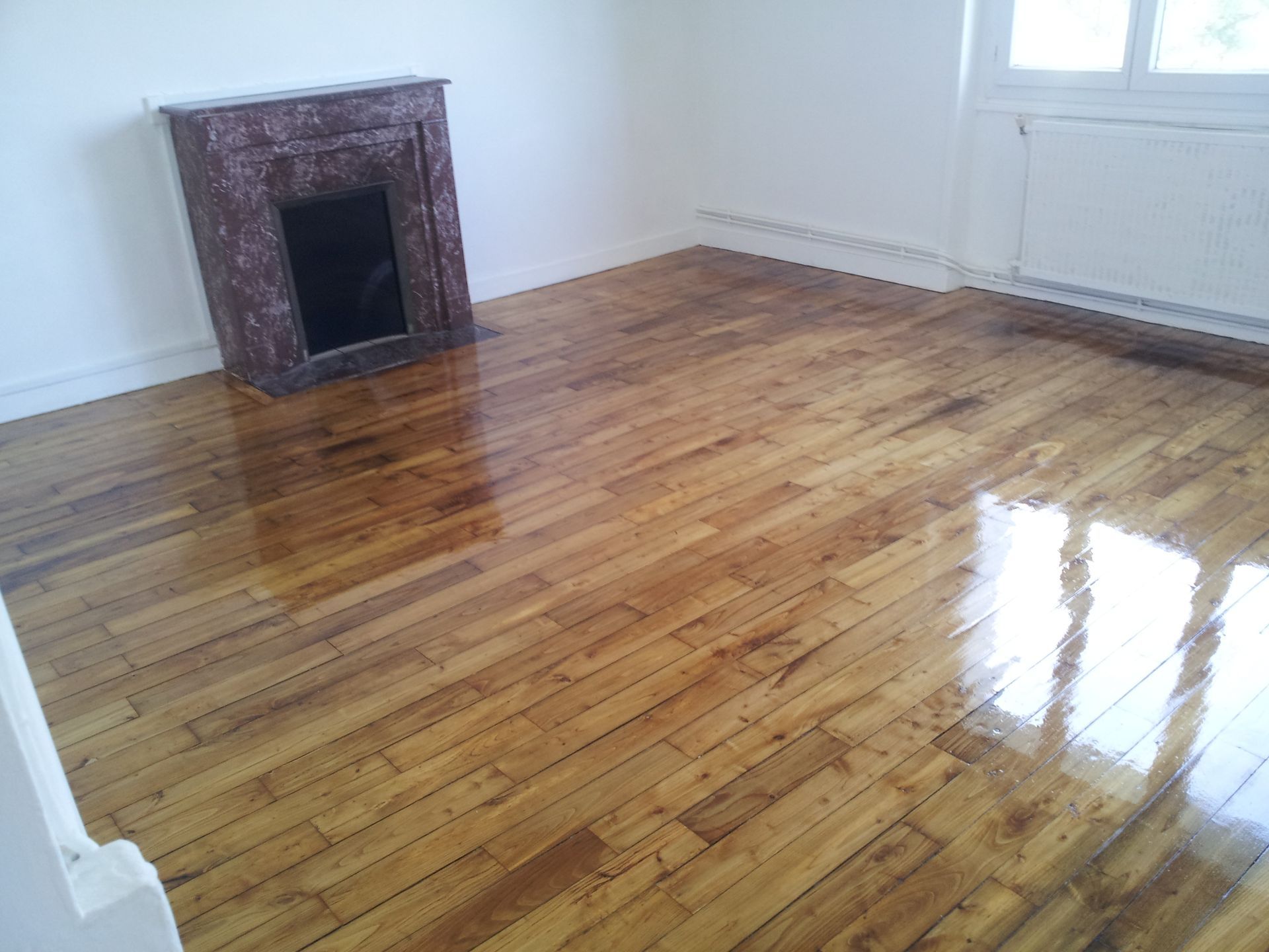 Ponçage et vitrification parquet chêne