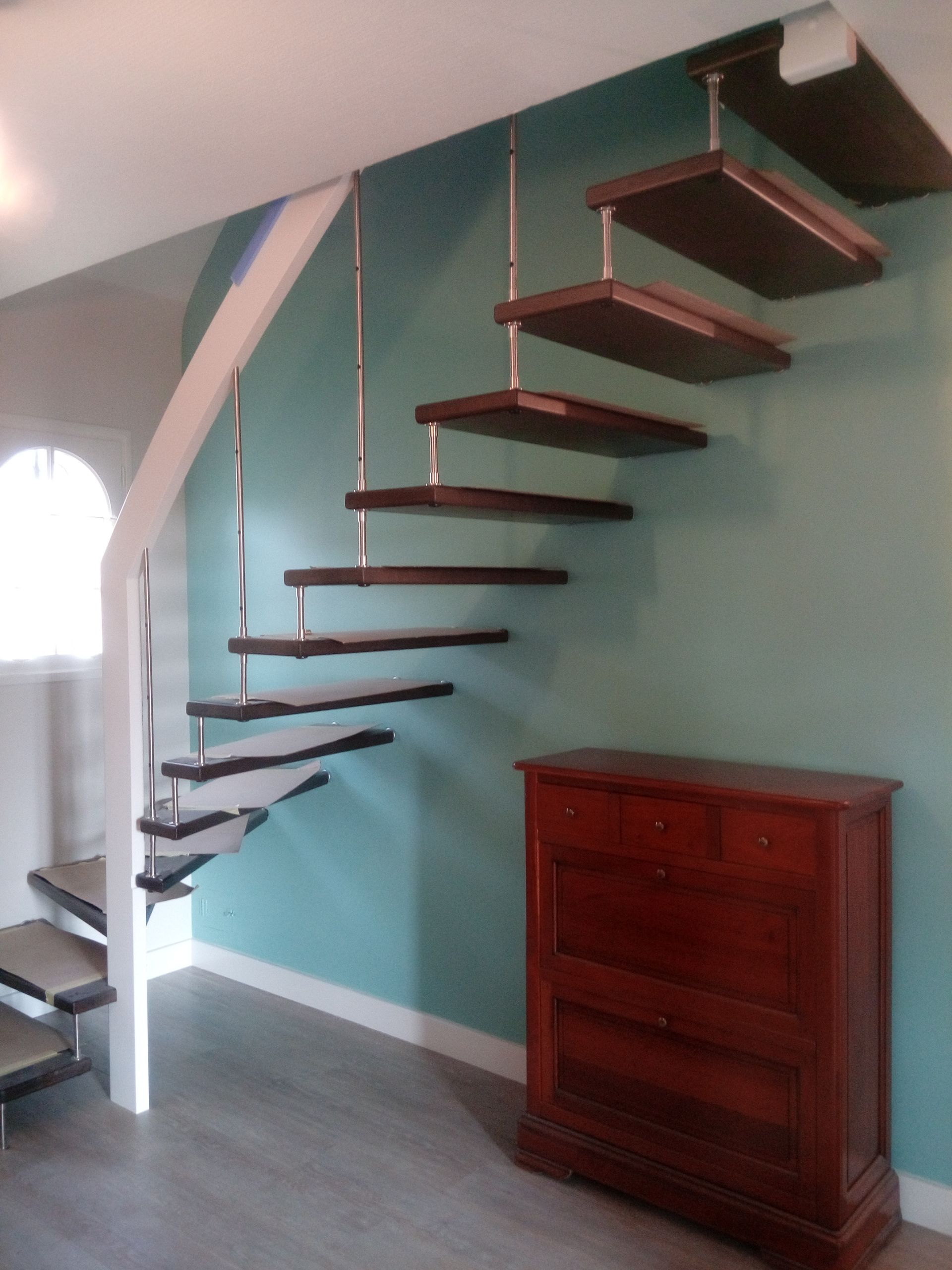 Peinture sur revetement et escalier