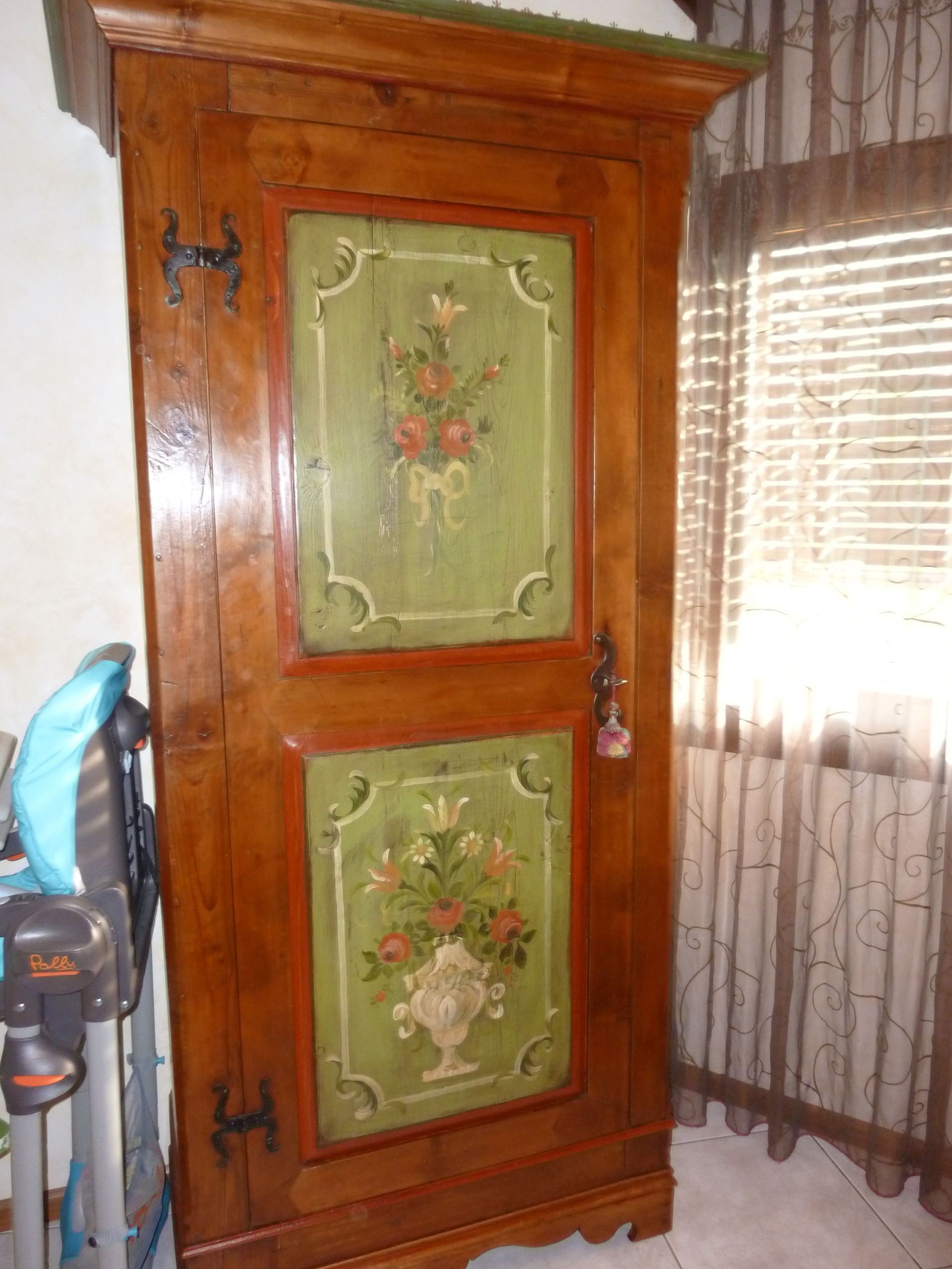 Restauration armoire en bois - Top Confort Sàrl - Conthey