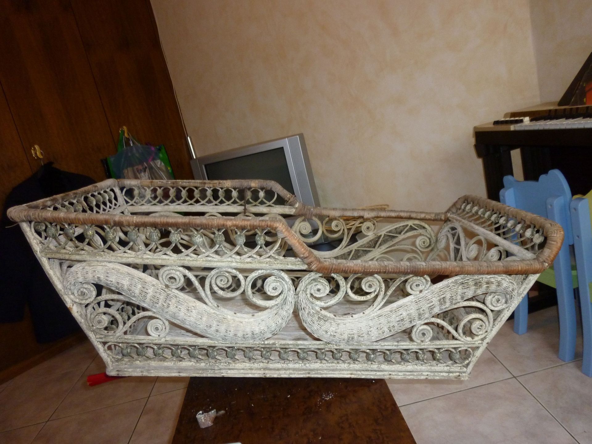 Rénovation meuble ancien avant - Top Confort Sàrl - Conthey