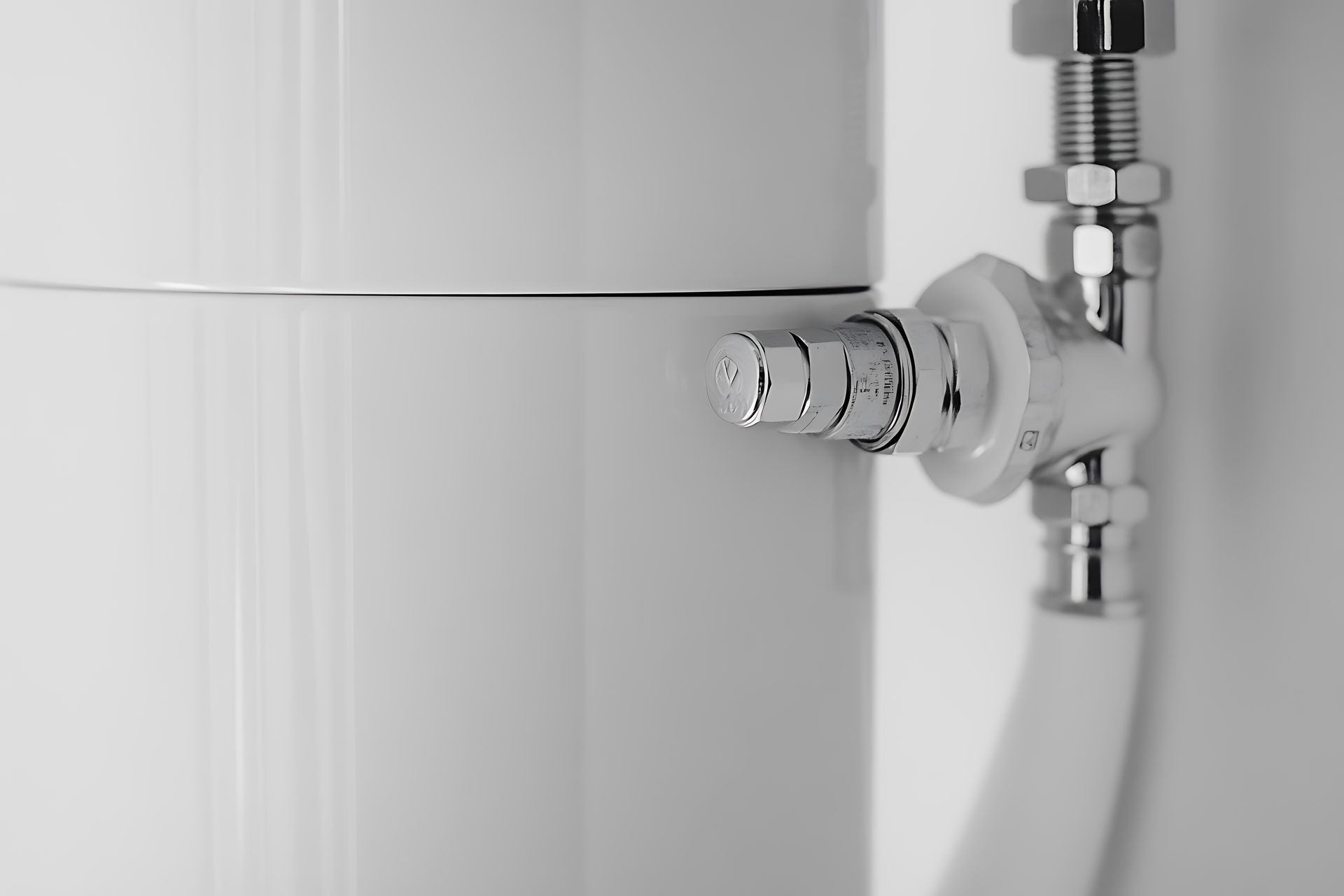Un robinet de chauffe-eau.