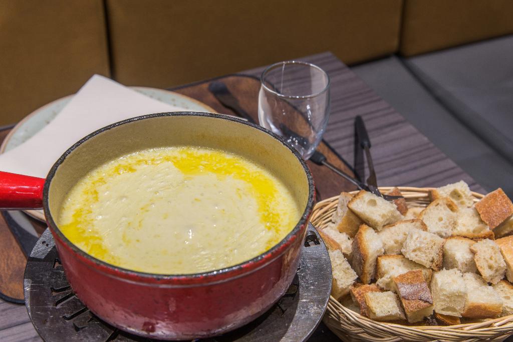 Le Freti, votre restaurant Savoyard (fondue, raclette) sur Annecy