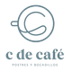 Logo de “c de café” en gris azulado, con taza estilizada y el texto “postres y bocadillos”