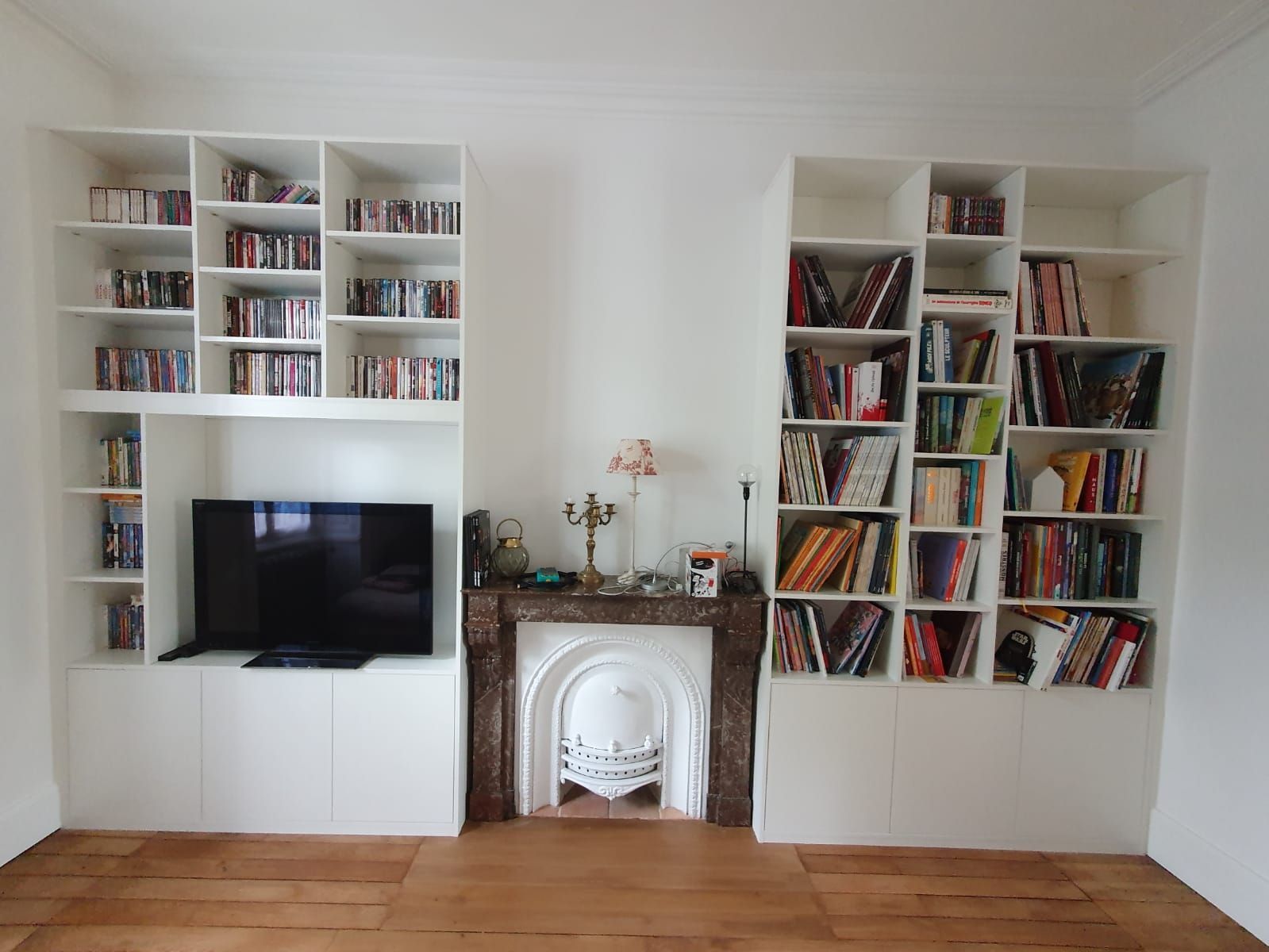 Bibliothèque sur mesure à Nantes.