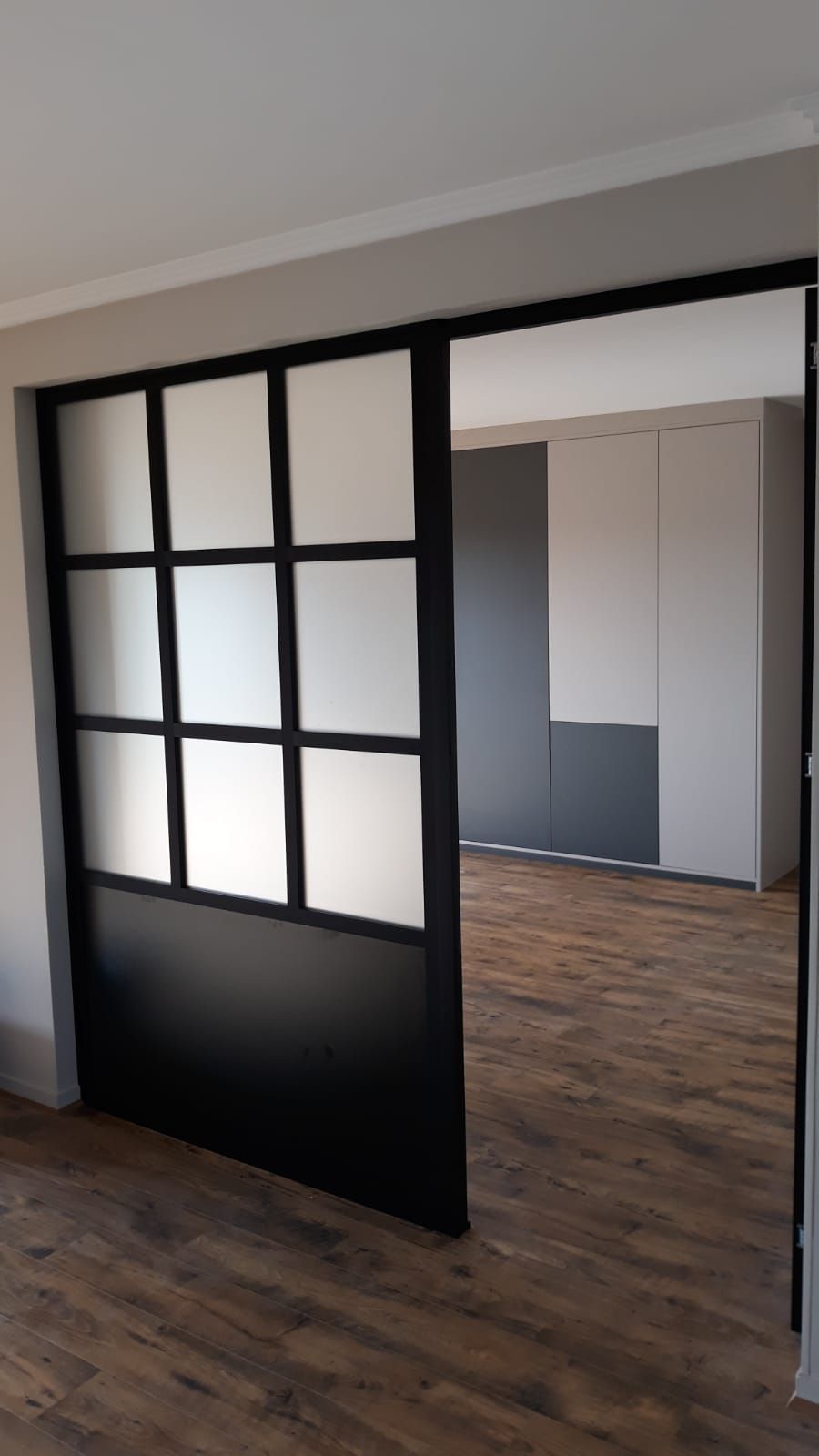 Verrière et séparation sur mesure avec placard et rangement à Nantes.