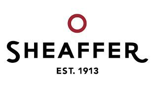 Logotipo de Sheaffer en negro con un círculo rojo arriba y “EST. 1913” abajo.