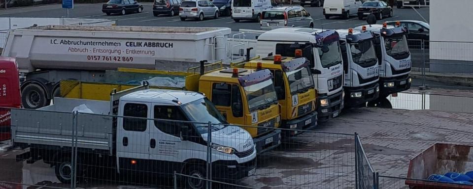 Celik Abbruch e.K  Fuhrpark LKW, Lader