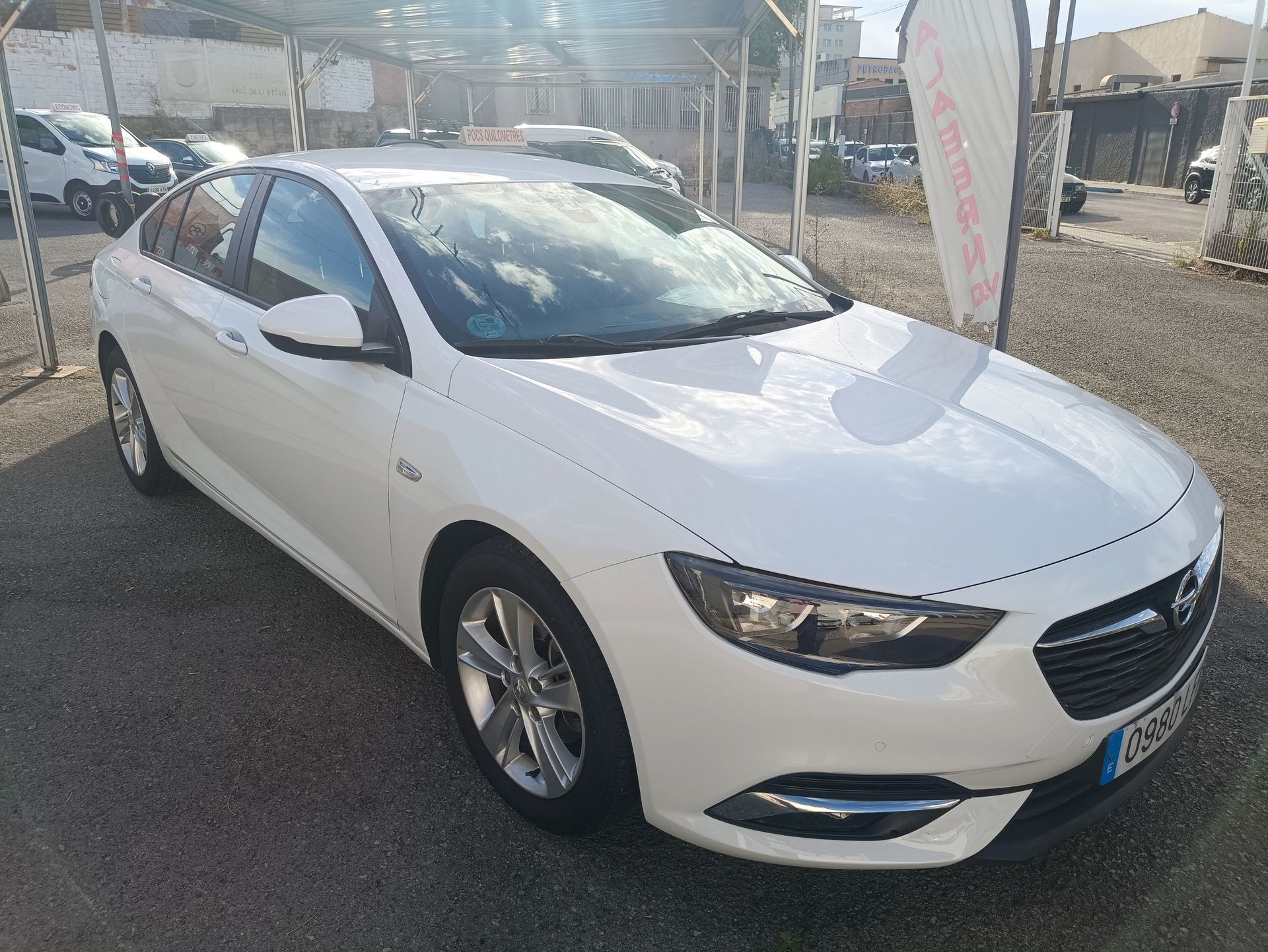 OPEl INSIGNIA GRAND SPORT