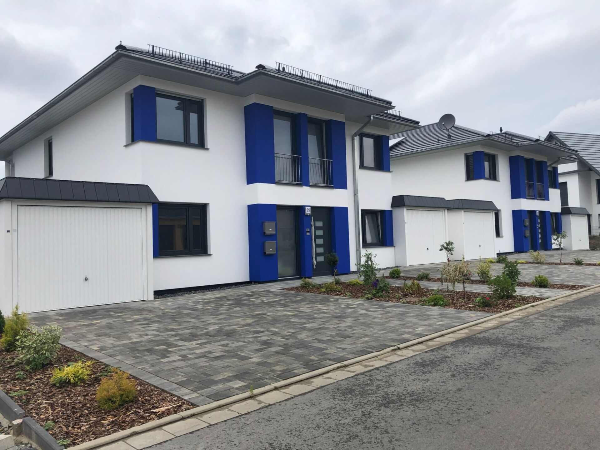 Garagen von Firma Schlegel Peter