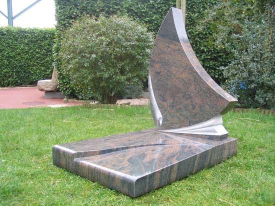 Monument cinéraire en granit