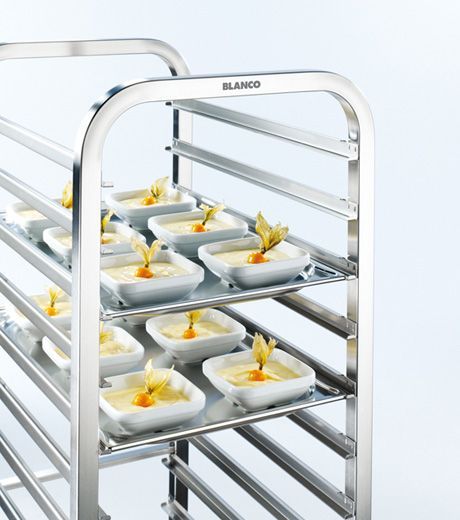 Transportwagen und Speiseverteilung