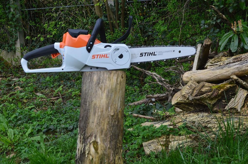 Tronçonneuse à batterie Stihl