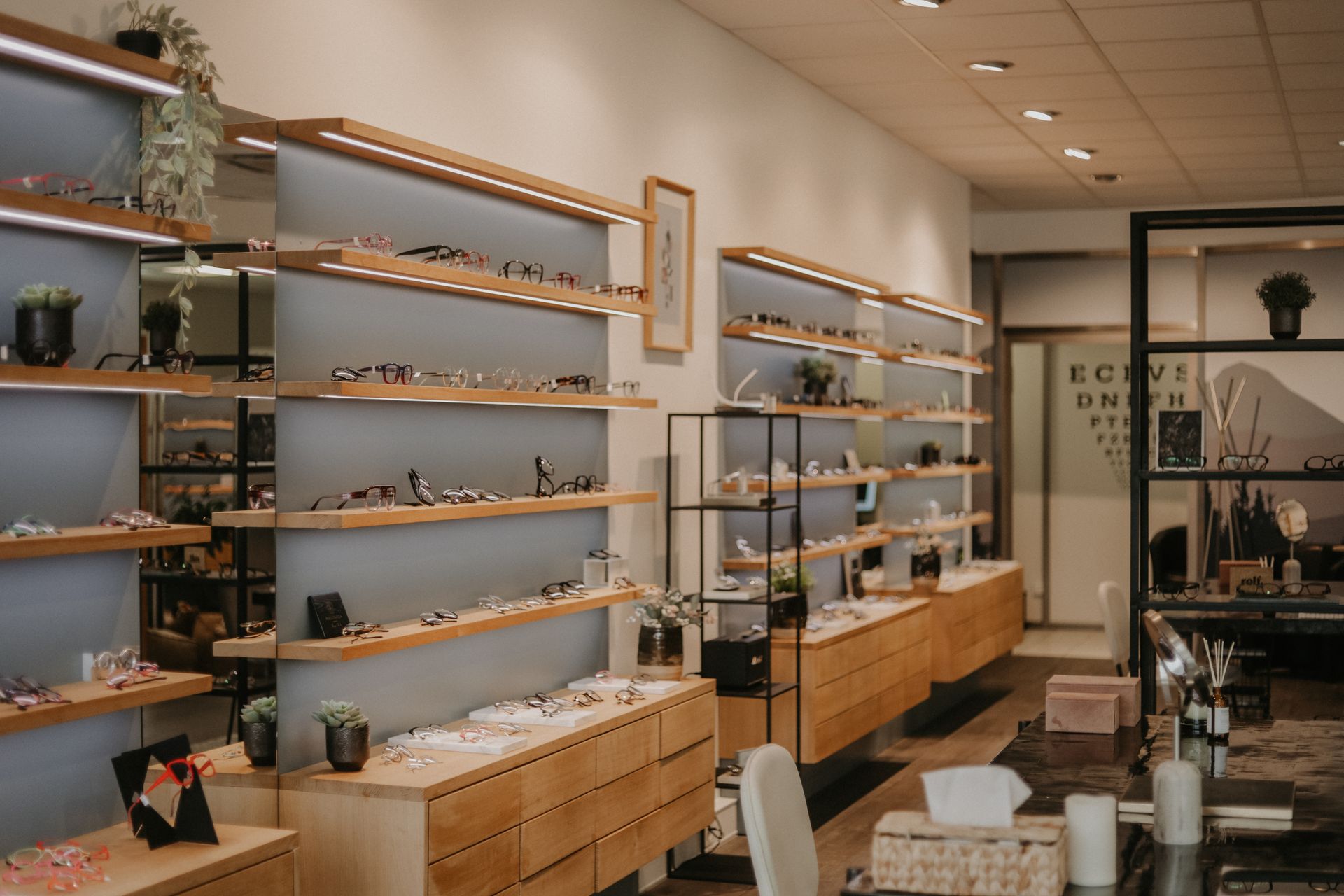 morna opticiens châtel saint denis intérieur de la boutique