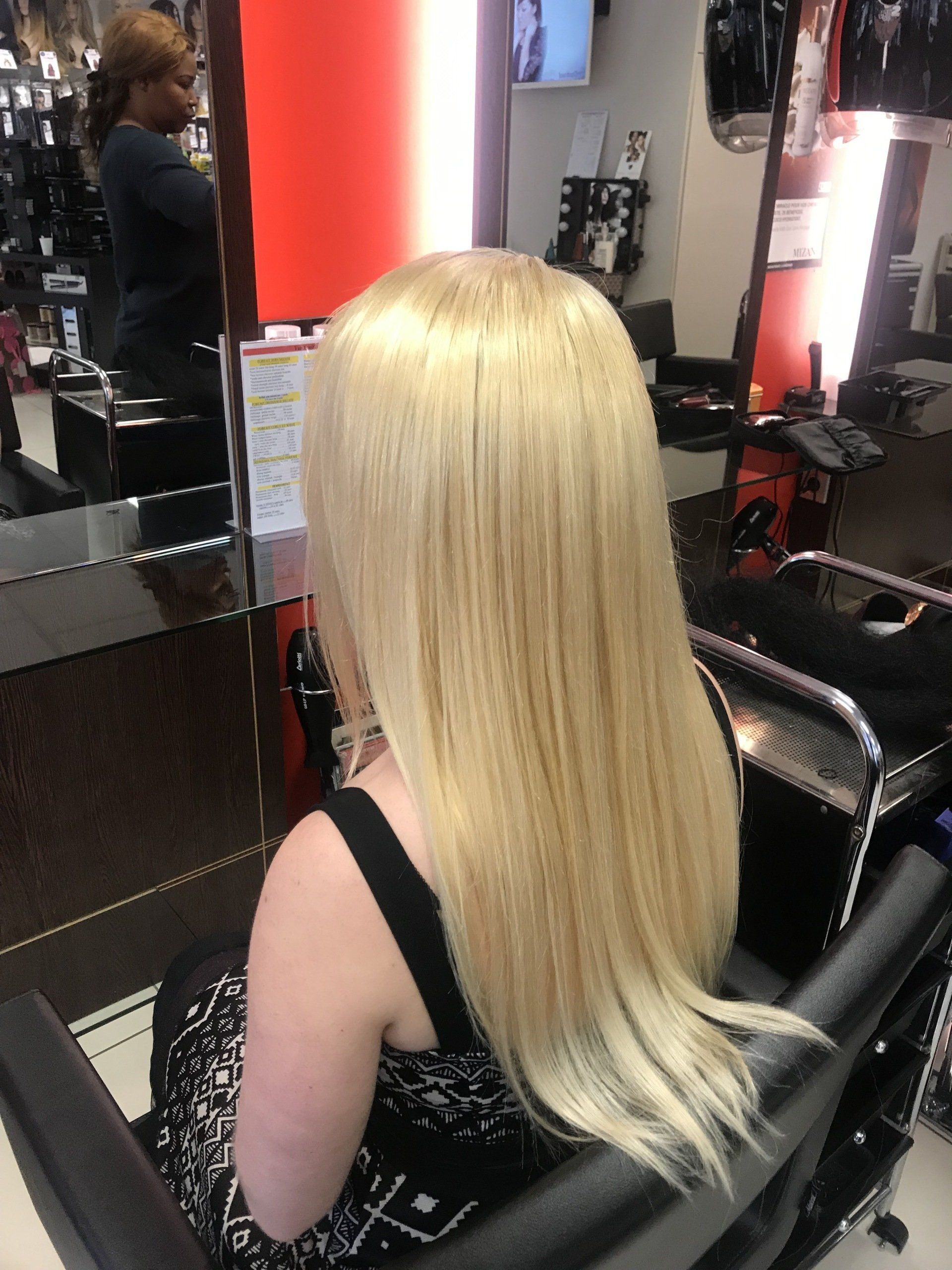 Une coiffure pour femme