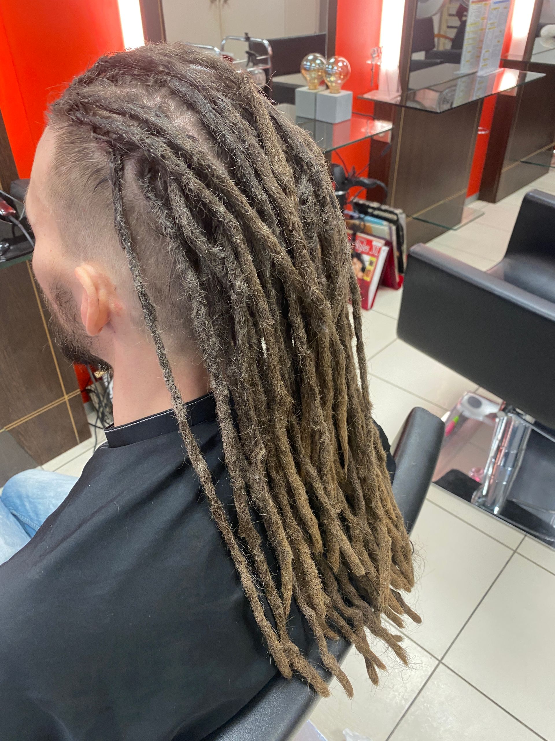 Des dreadlocks détachées