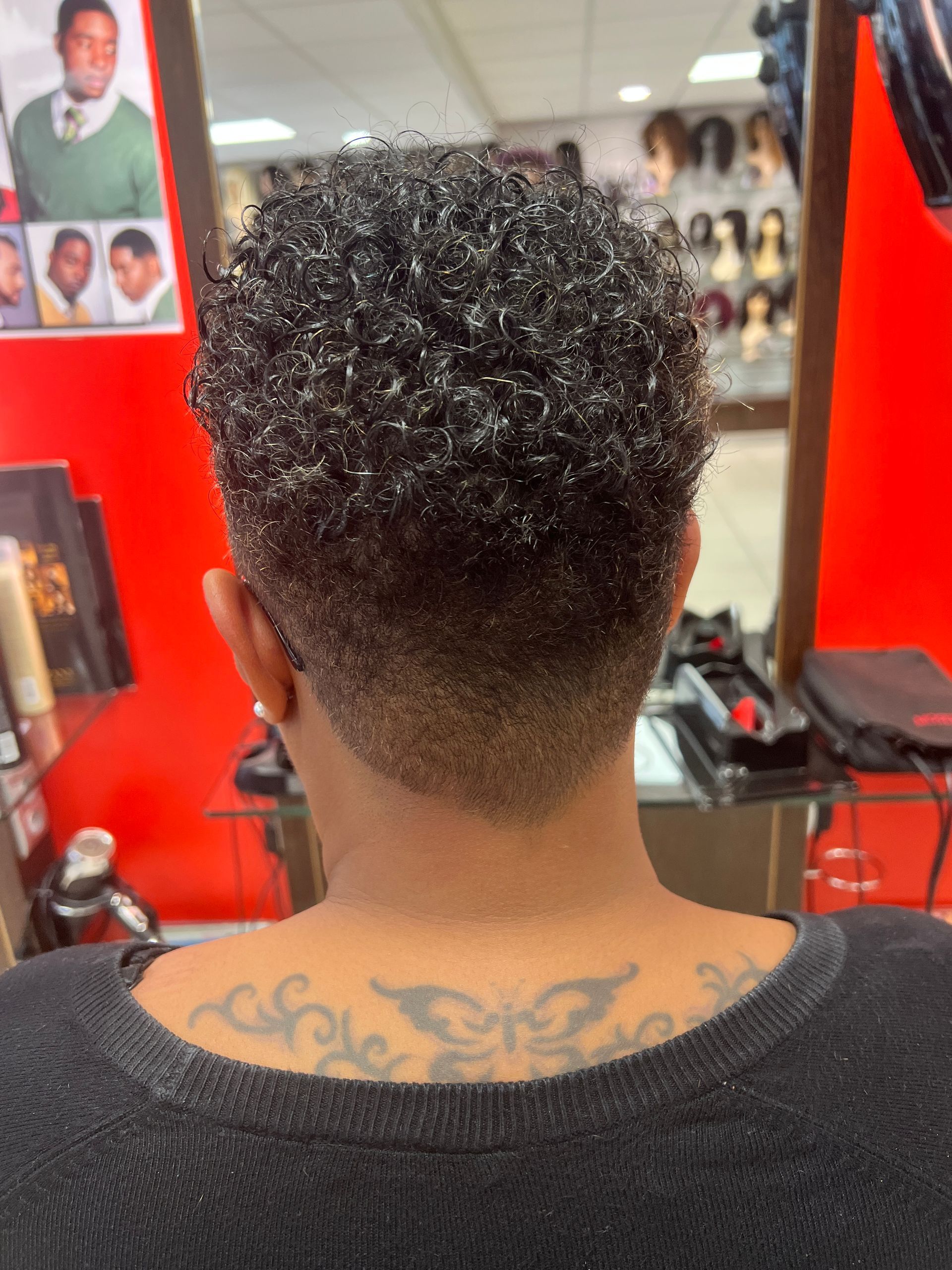 Une coupe courte avec un dégradé