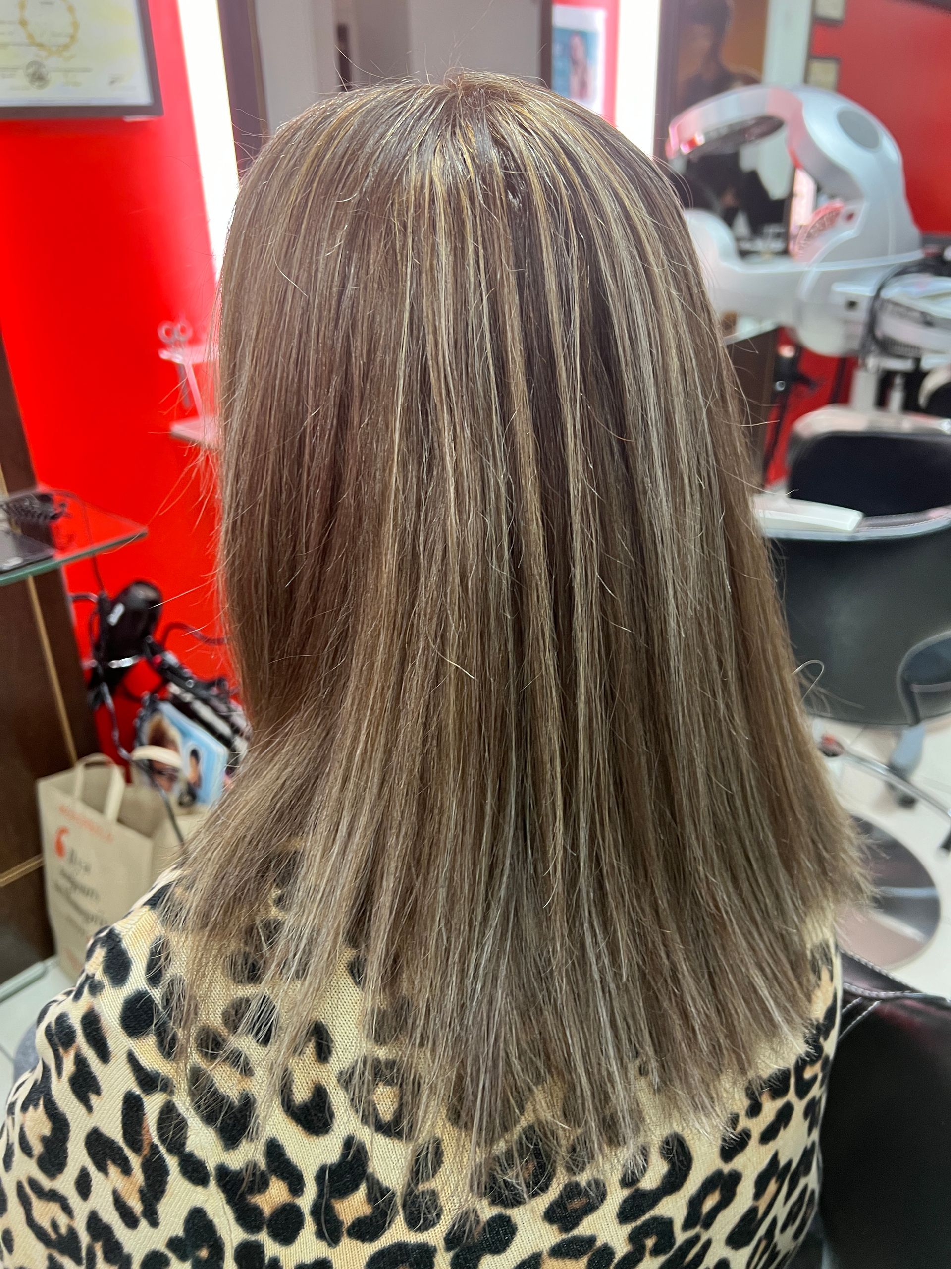 Un balayage avec une coloration