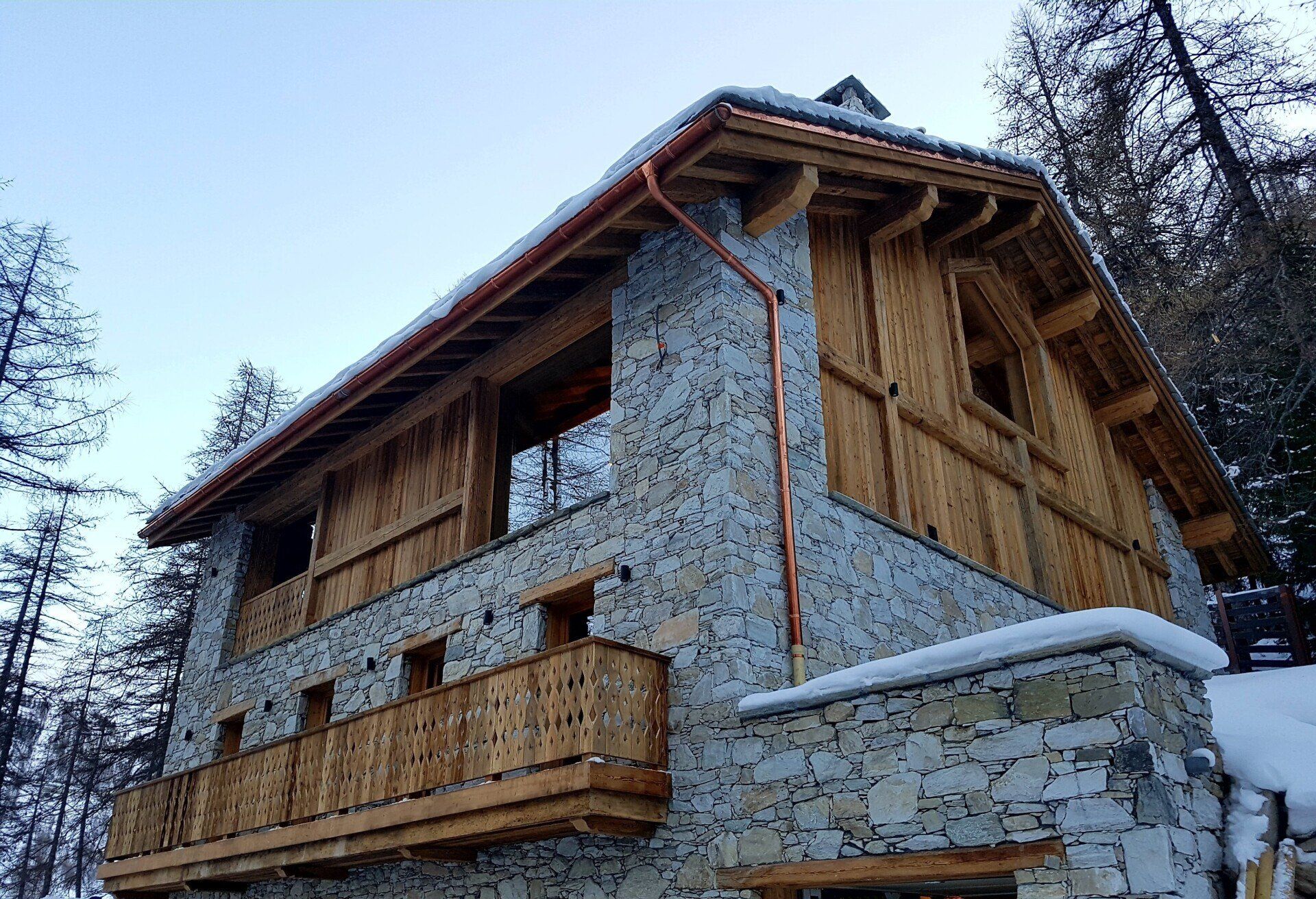 chalet pierre et balcons