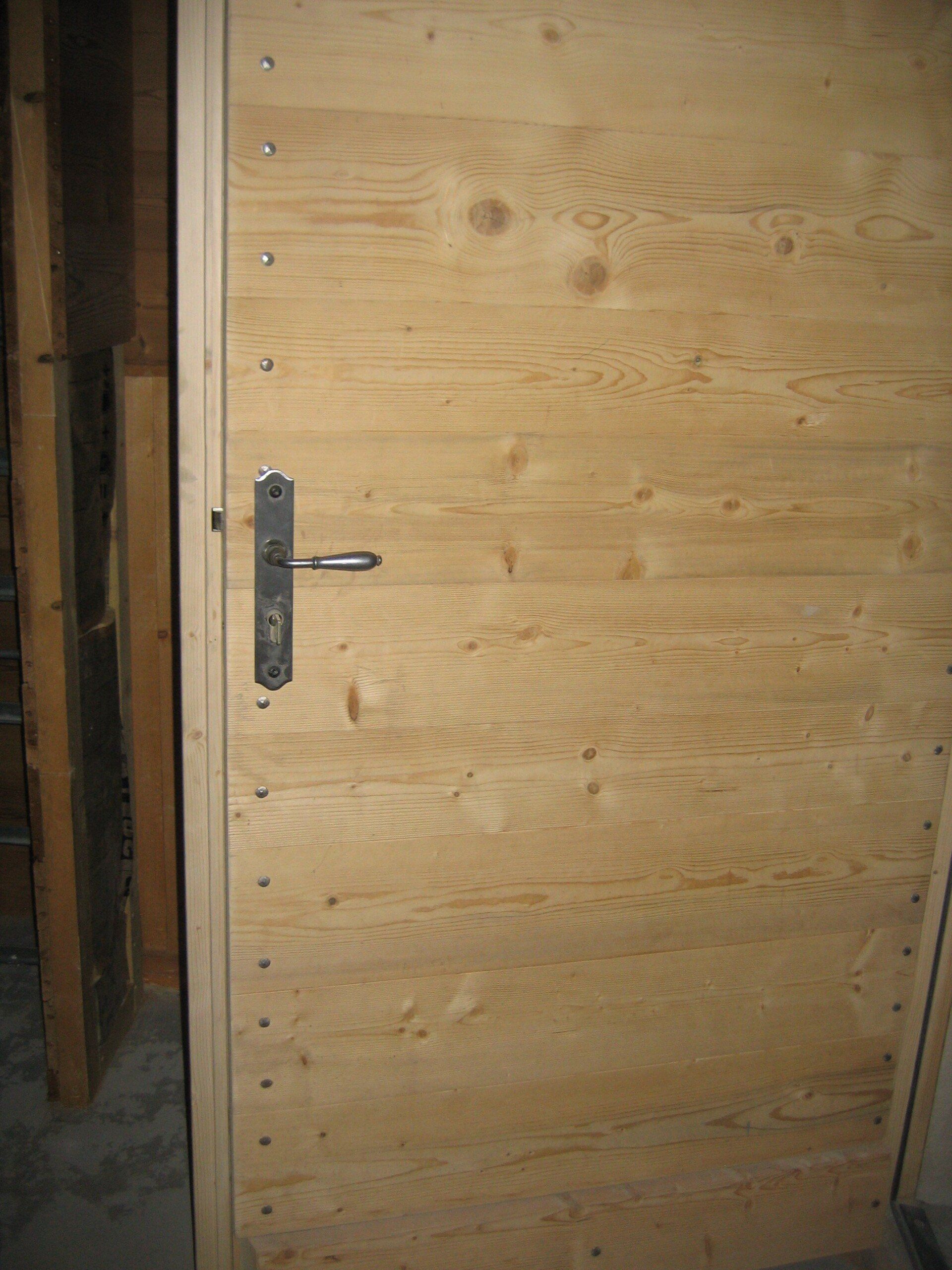 Porte en bois