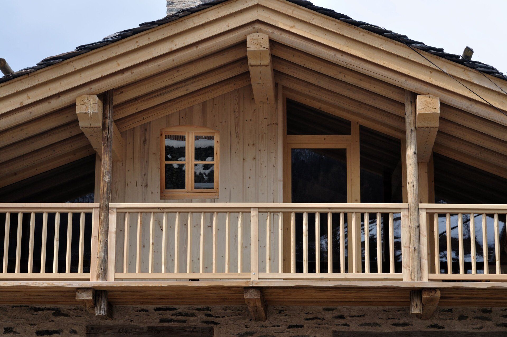 Balcon auvent pour chalet