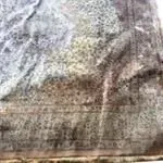 Eine Nahaufnahme eines Blattes Papier mit einer Zeichnung darauf.