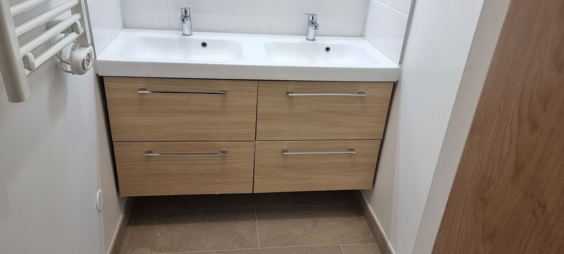 Meuble vasque effet bois