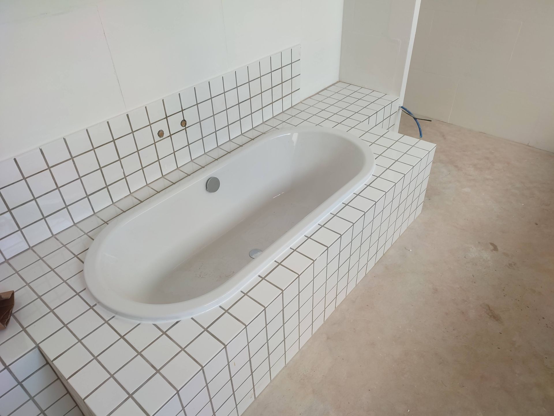 Baignoire et carrelage