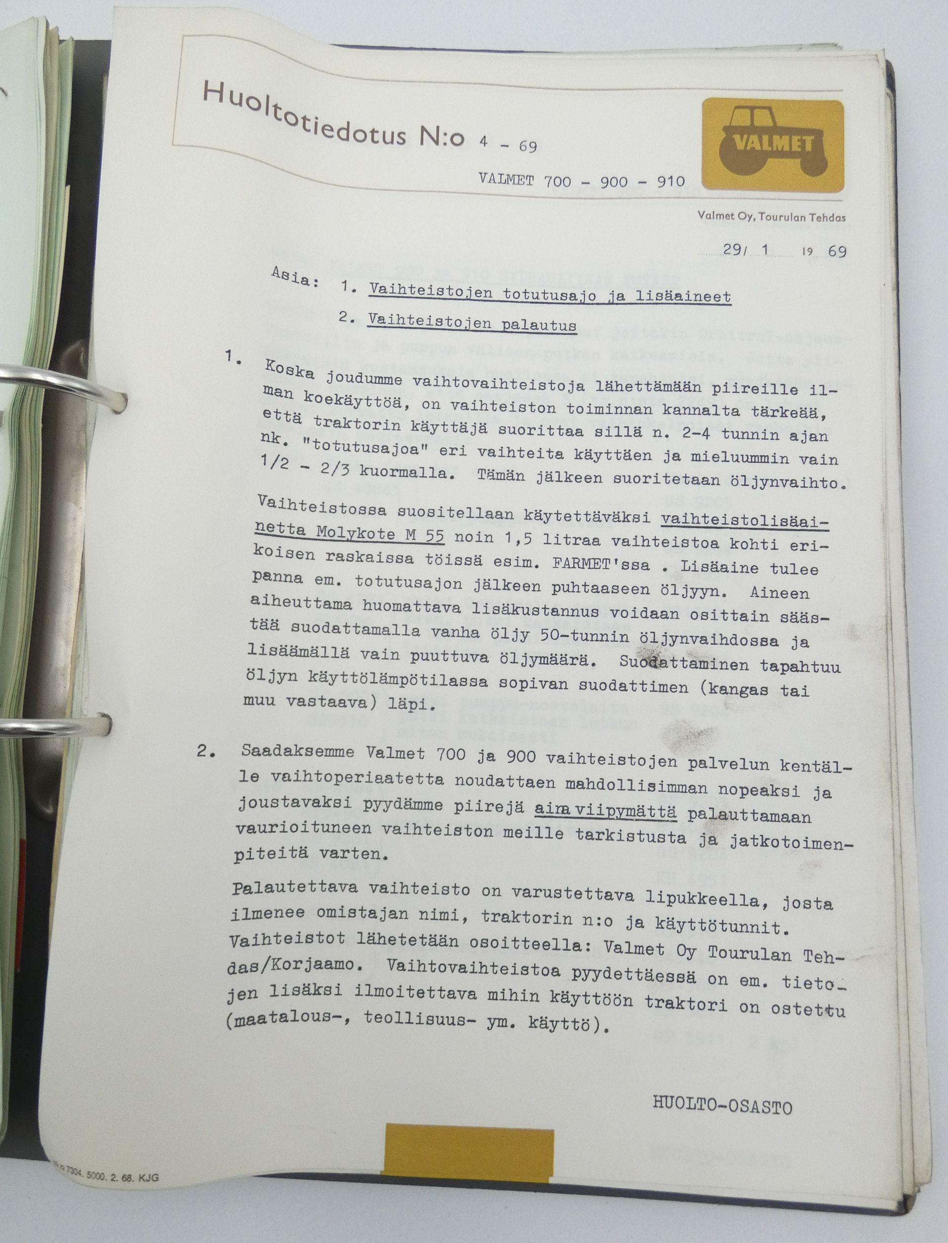 Valmet 700, 900, 910 huolto-ohjekirja