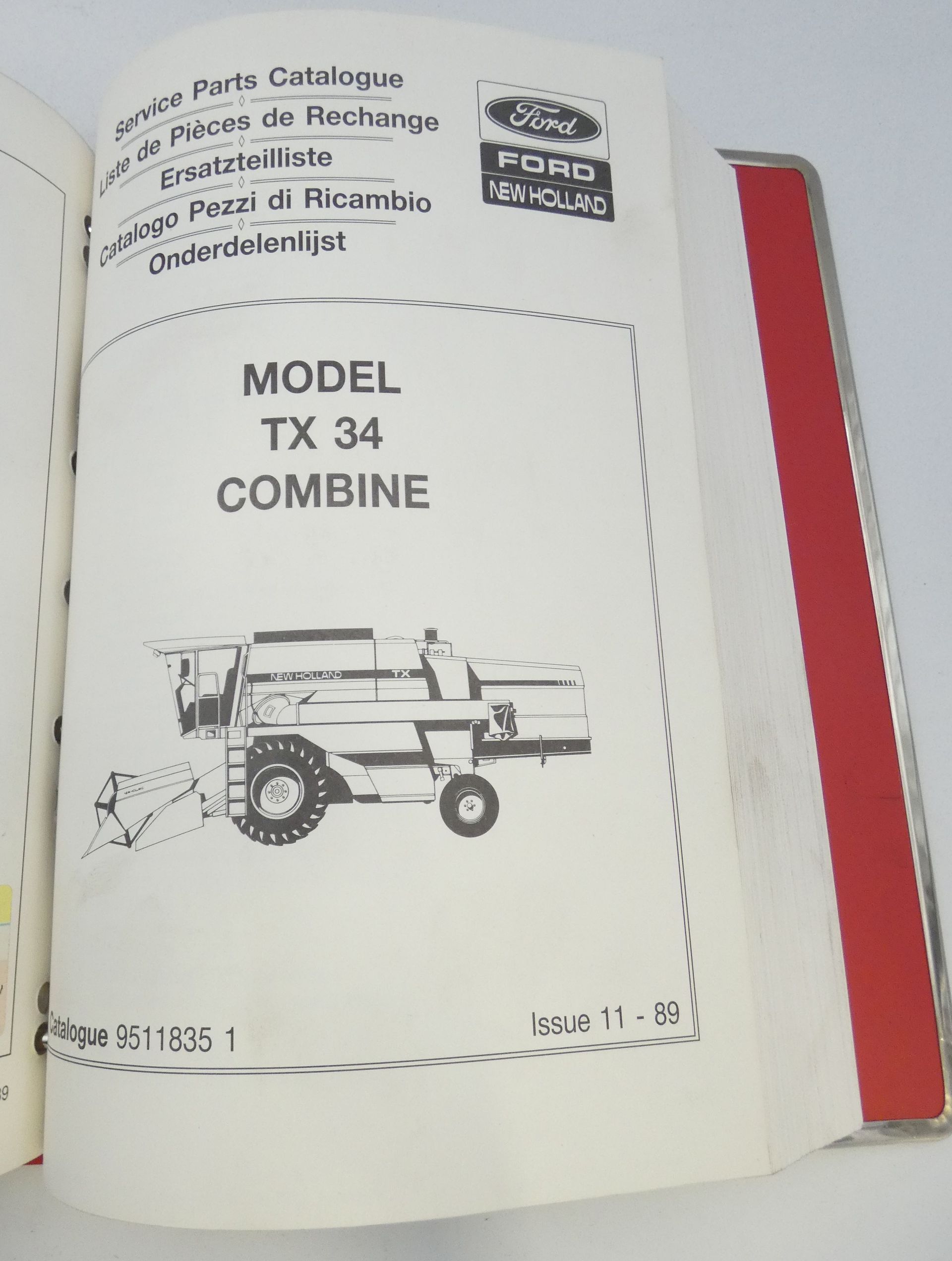 Ford New Holland Model TX32 and TX34 combine service parts catalogue