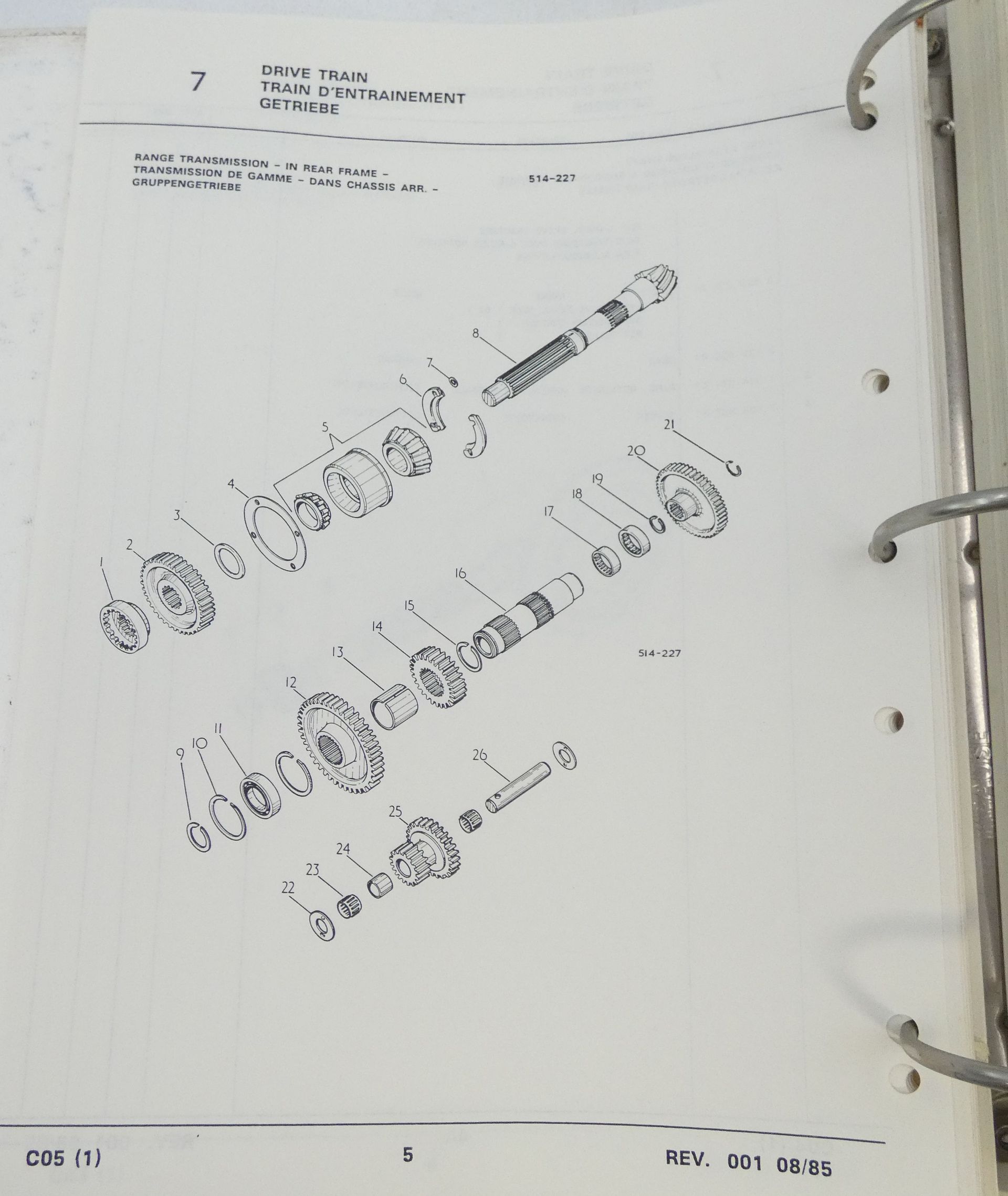 CaseIH 684, 685, H84 and 268 industrial diesel tractors parts catalog