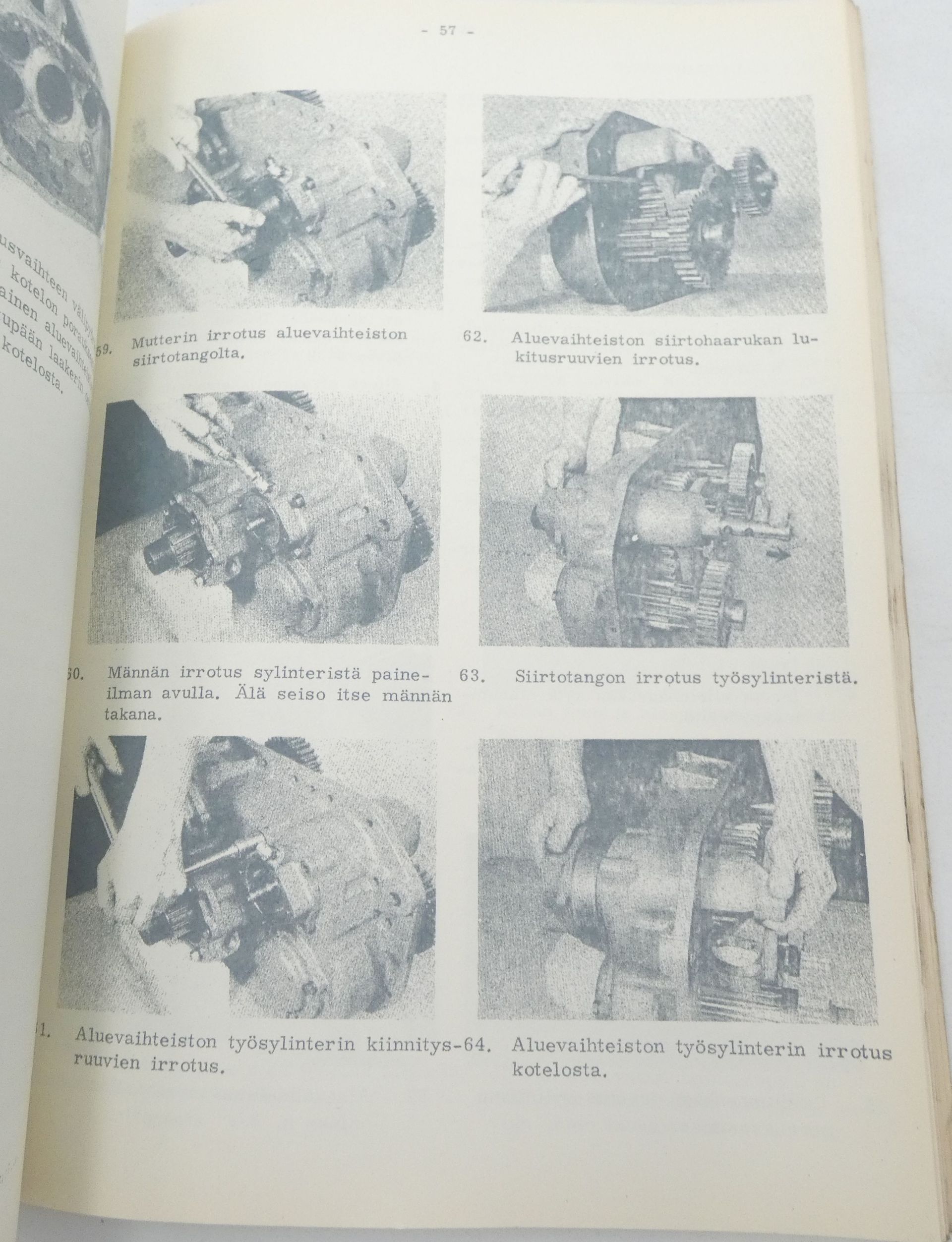 Vanaja 75 Z (AK6-55) vaihteiston varaosakirja