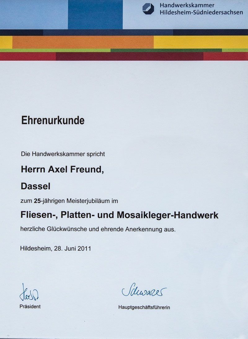 Urkunde für Axel Freund, Dassel, in Anerkennung seiner Leistungen im Bereich Fliesen- und Mosaikarbeiten.