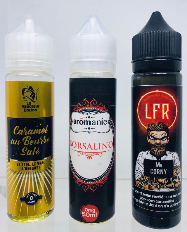 Chat Qui Vapote Le Articles Pour Vapoteurs A Bain De Bretagne