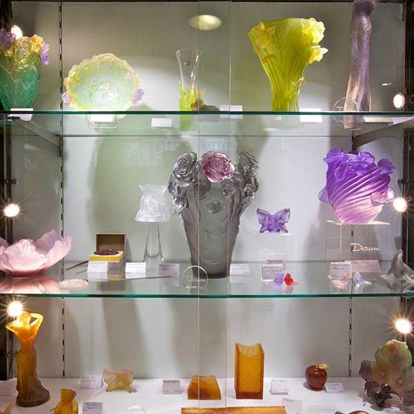 Vitrine de cristallerie