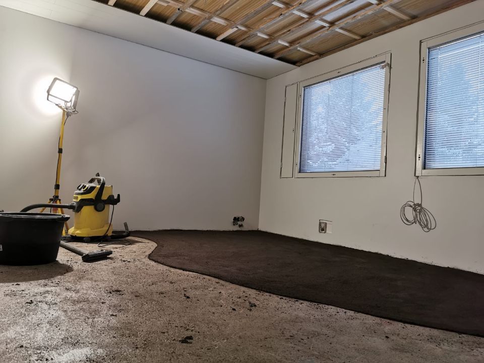 Lattiavalut ja lattiapinnoitteiden uudistukset