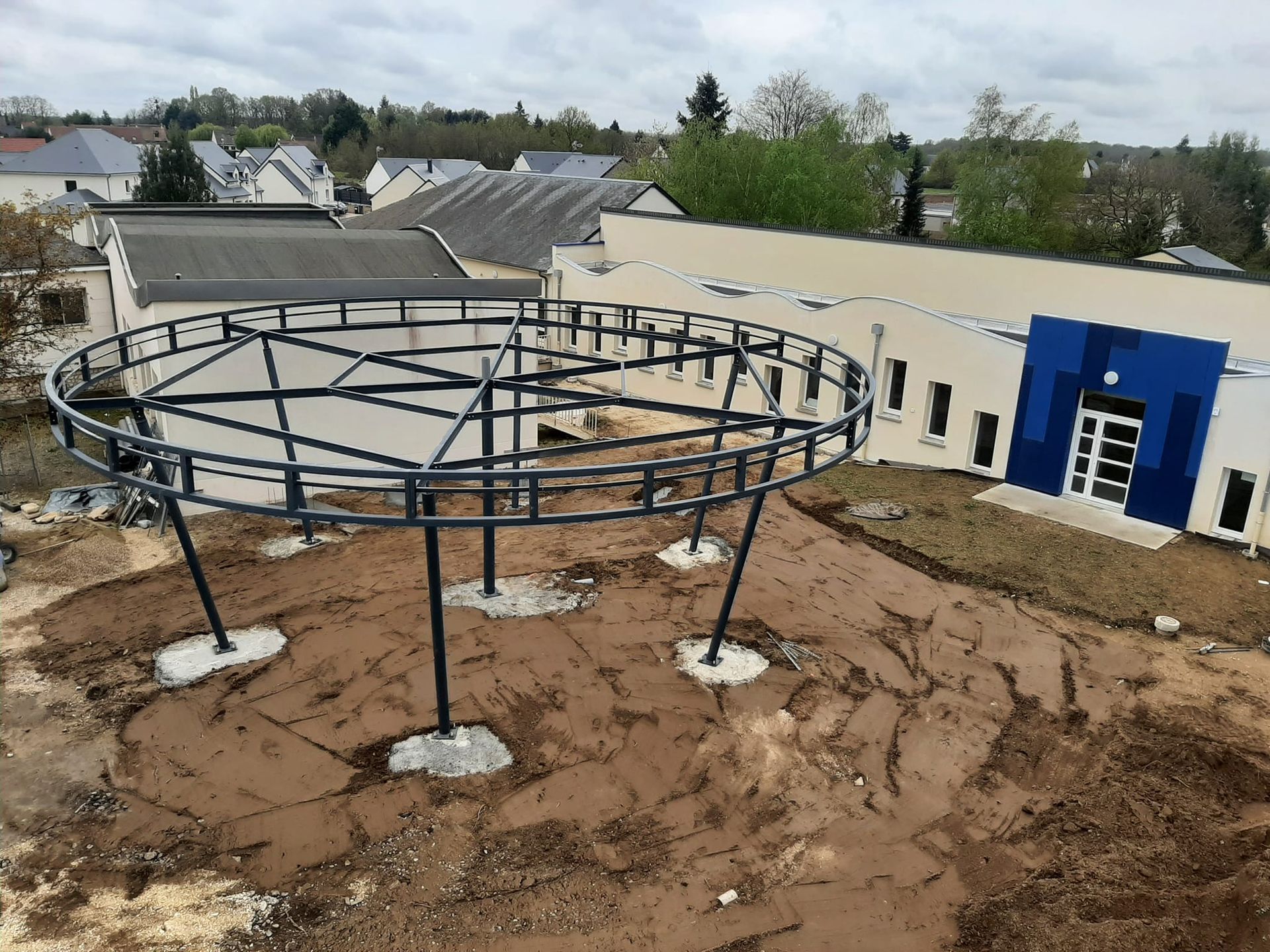 Pergolas de forme ronde en métal