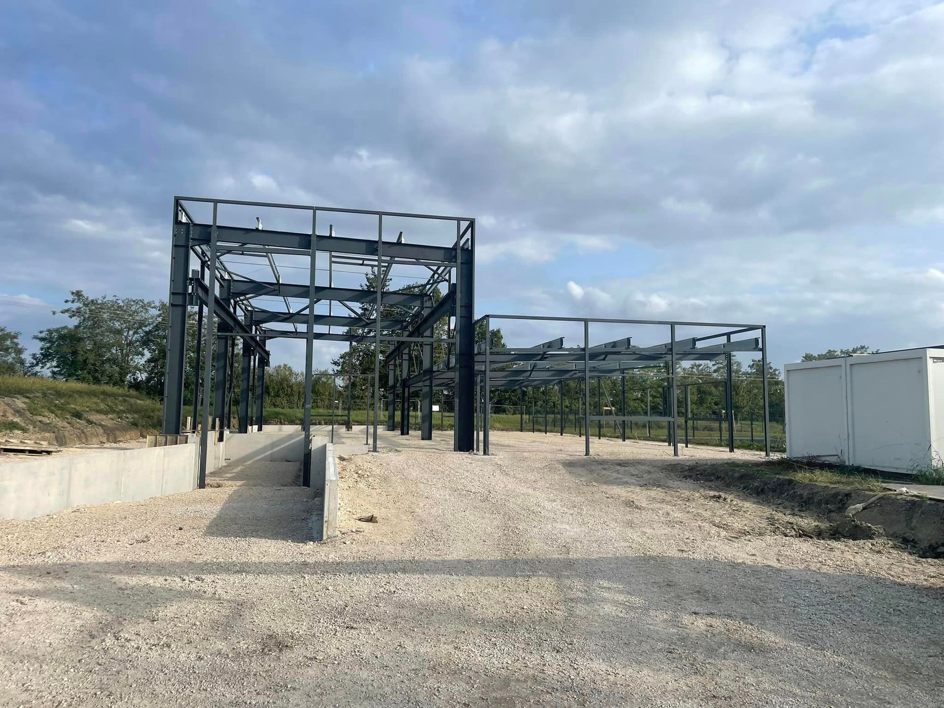 Ossature de bâtiment en métal