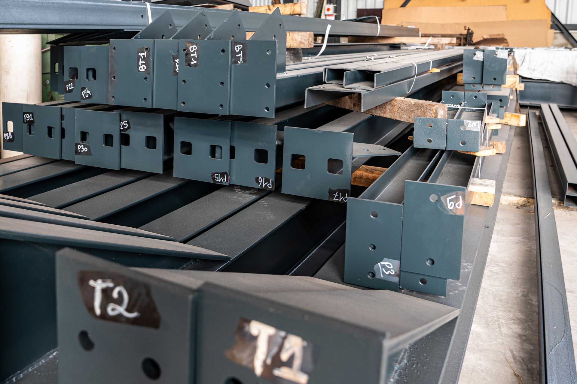 Des éléments de structure en métal