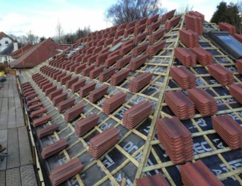 Pose de tuiles, construction