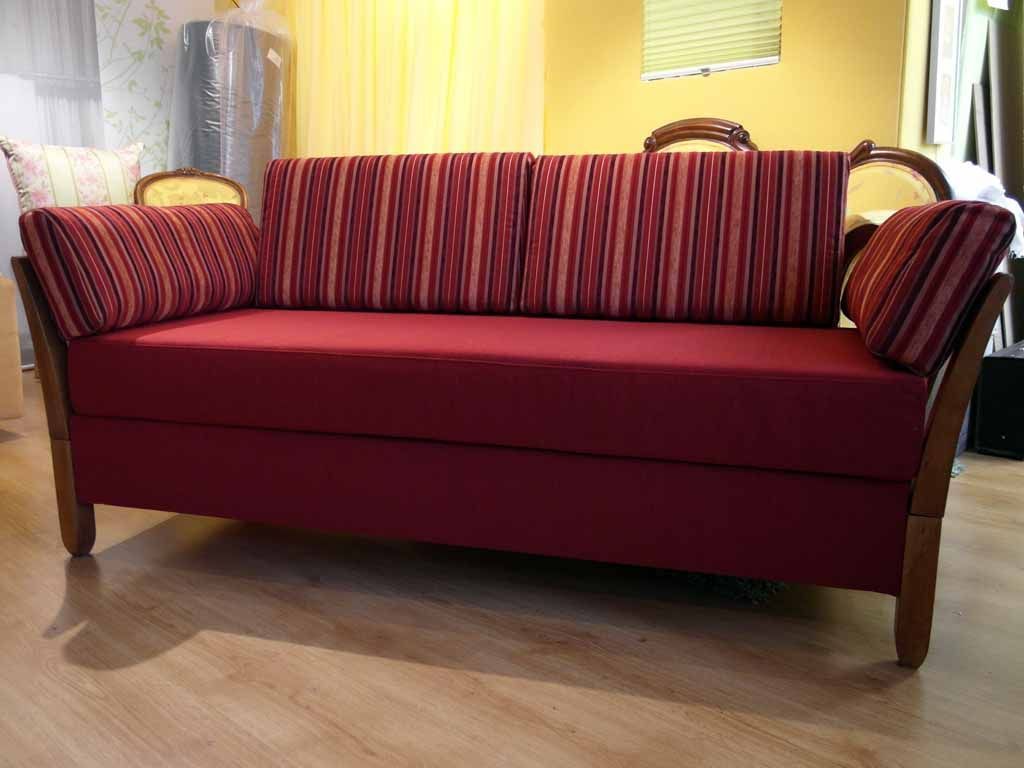 Rotes Sofa - Strolz Innendecor GmbH - Glattbrugg - Zürich