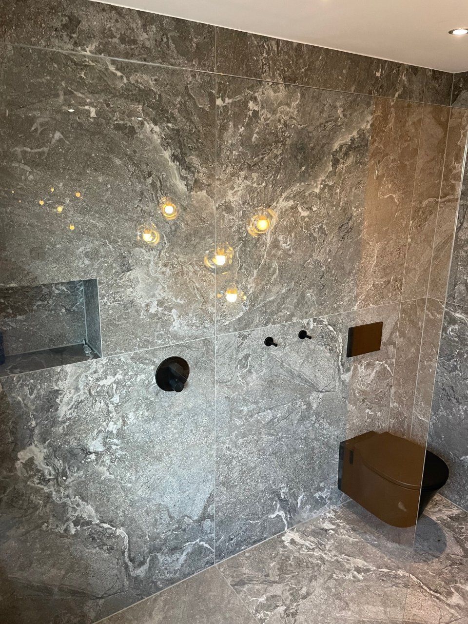 Meisterbetrieb Fliesen Piepenstock Natursteindusche