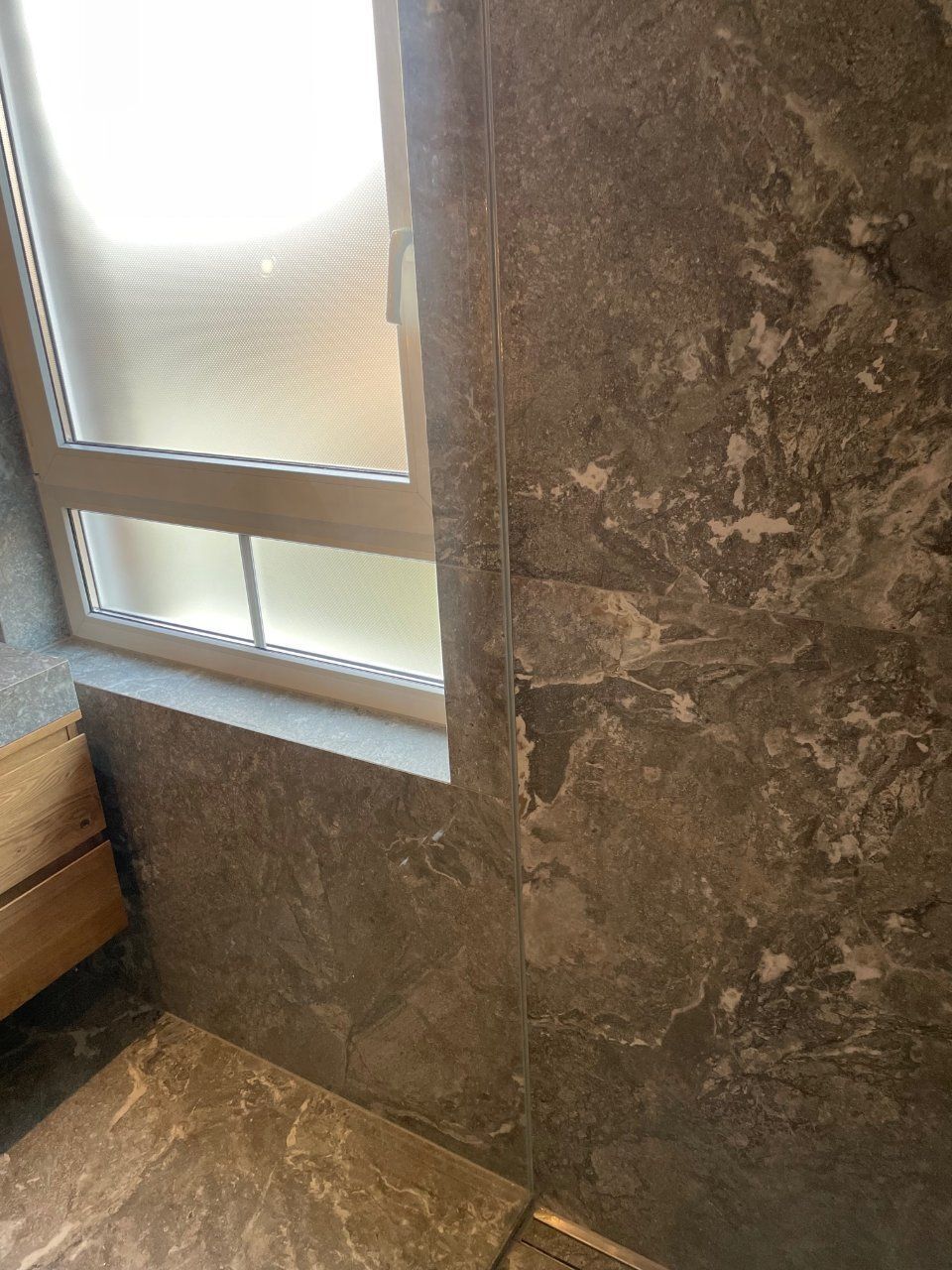 Meisterbetrieb Fliesen Piepenstock Natursteindusche