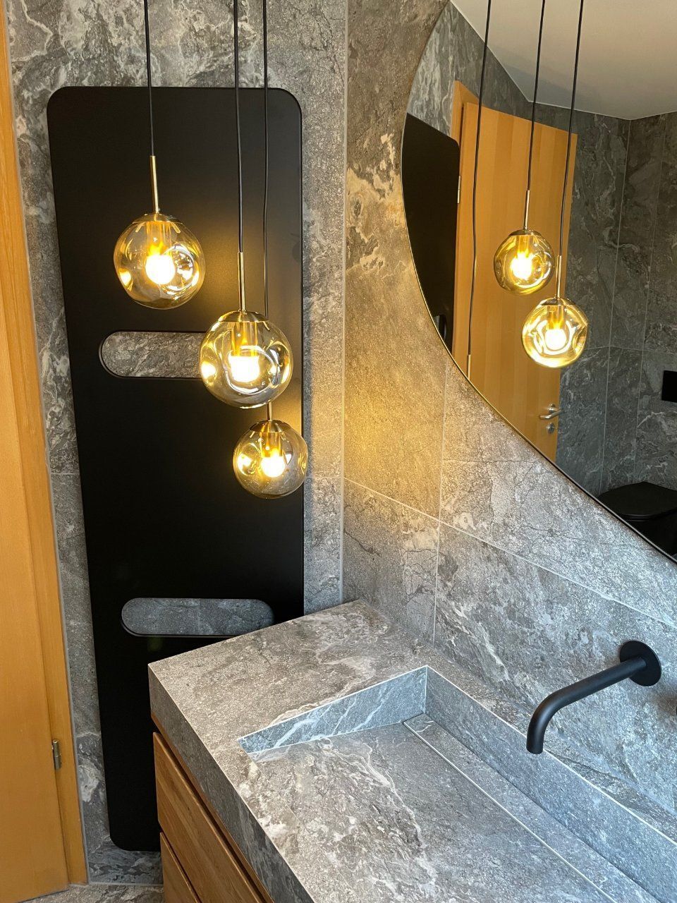 Meisterbetrieb Fliesen Piepenstock Natursteinwaschtisch