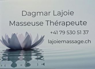 Un logo pour le massage Dagmar Lajoie montre une fleur de lotus dans l'eau