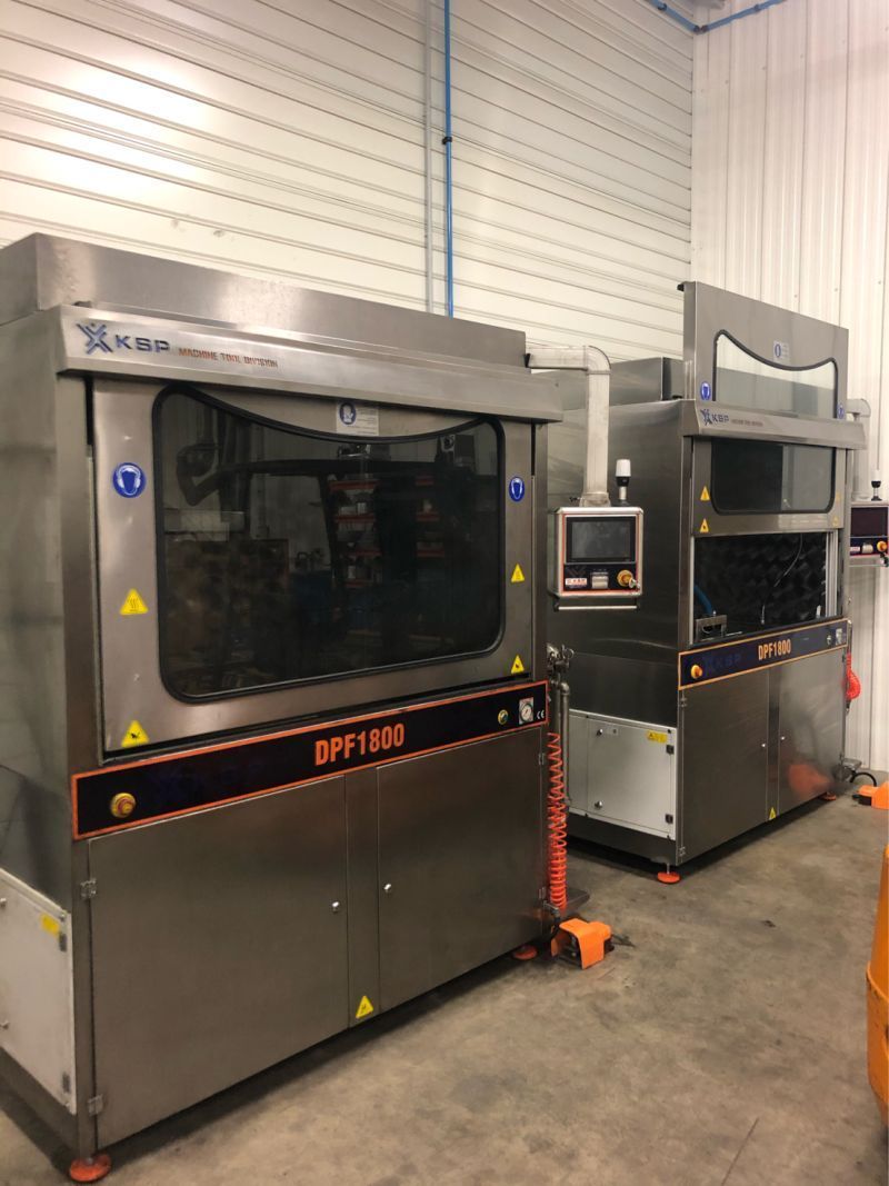 Machine de réparation de radiateur