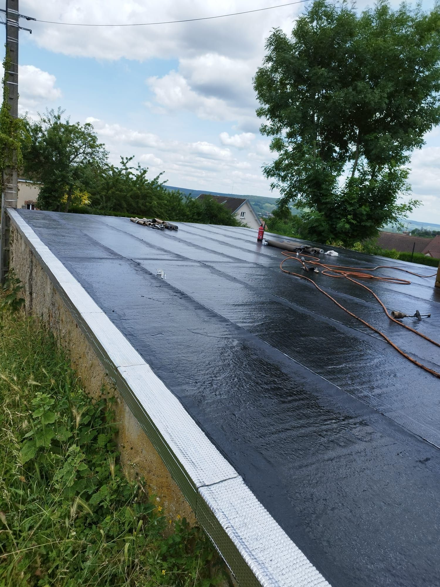 Bâche sur terrasse en béton