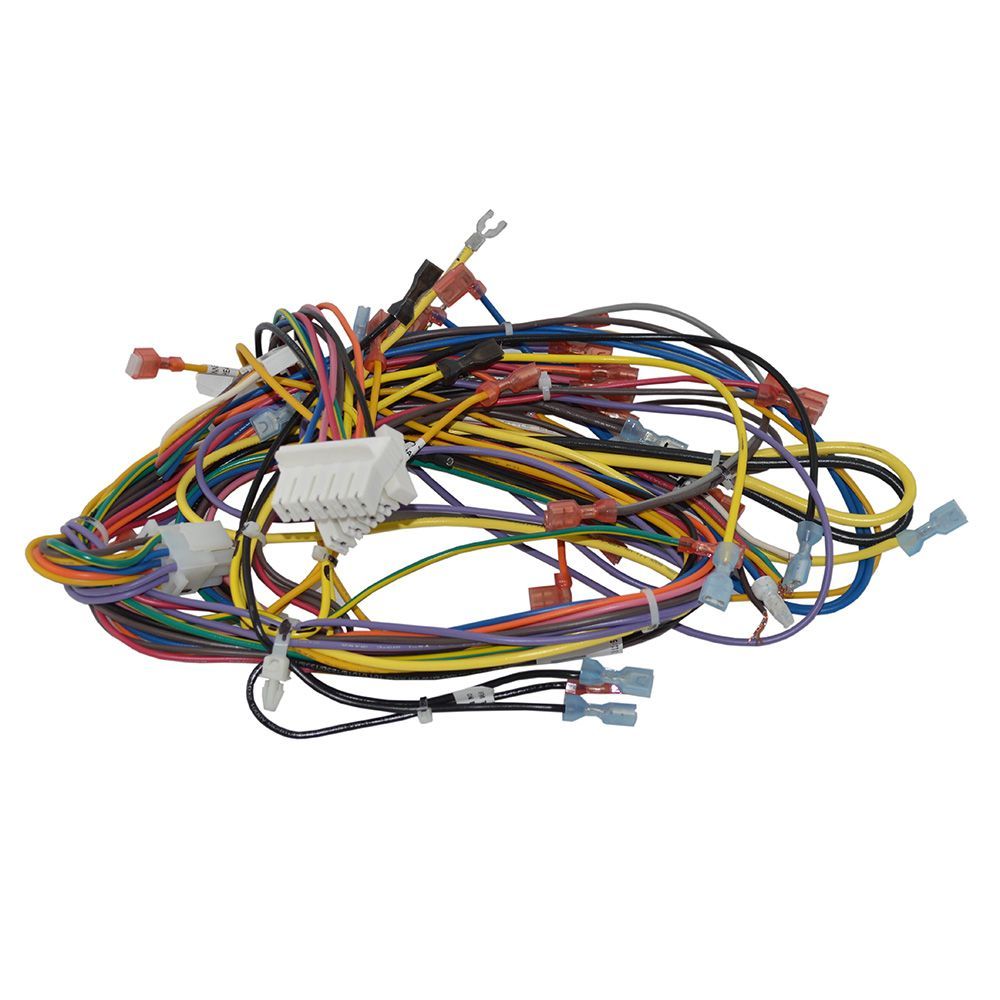 Un montón de cables se apilan uno encima del otro sobre un fondo blanco.