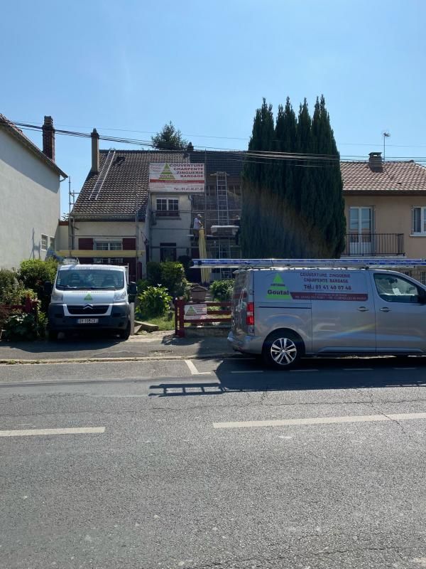 Rénovation de toiture à Montlignon pour l'étanchéité d'une maison.