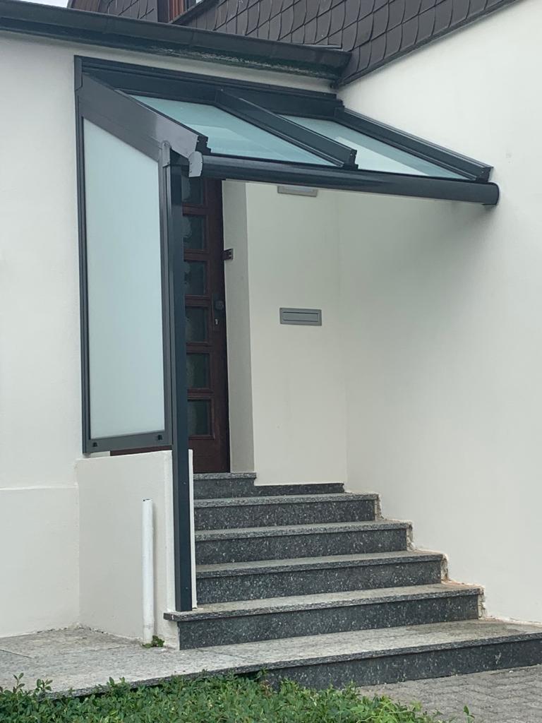 Montage eines Vordachs 4. Schritt