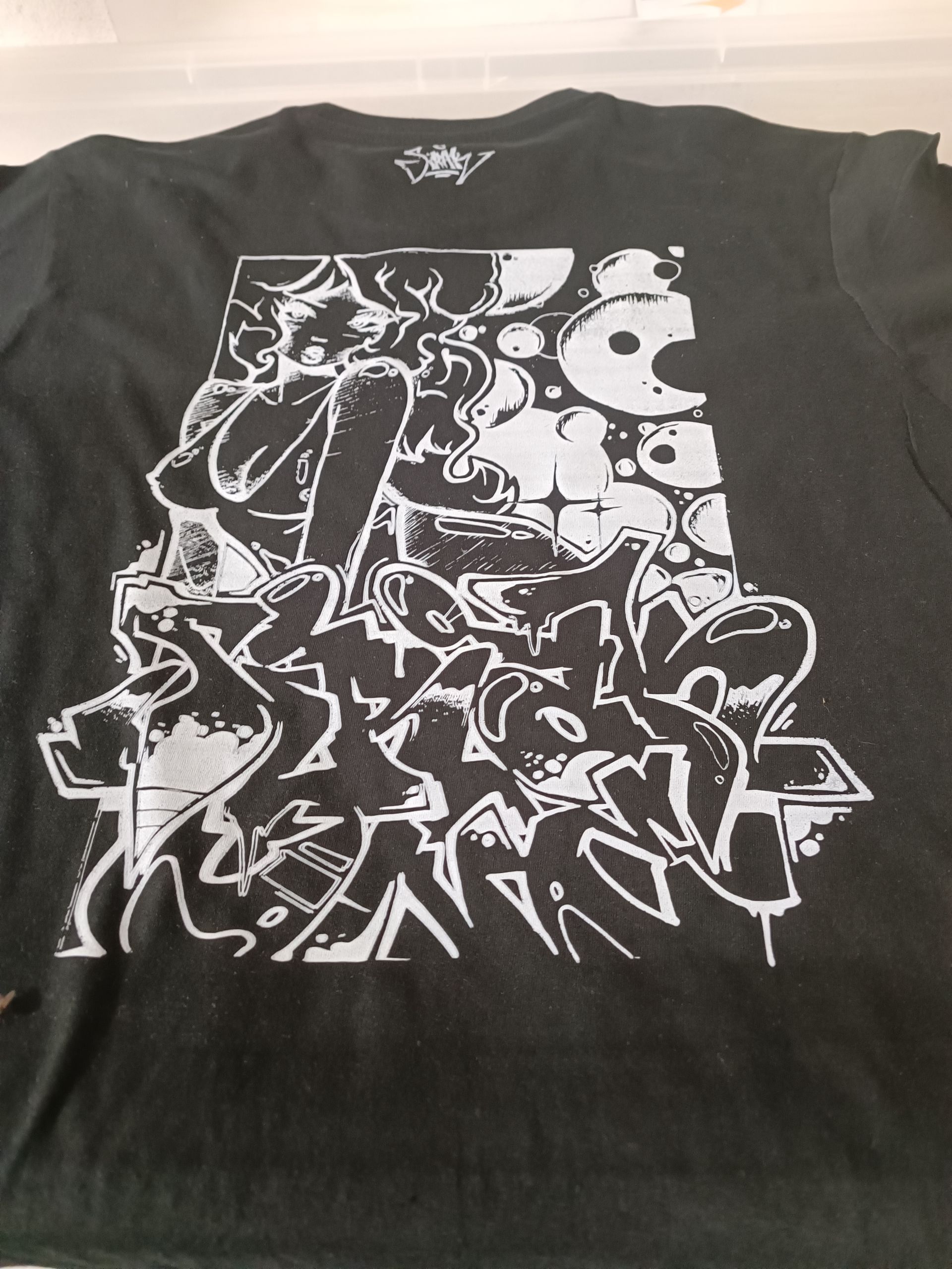 T-shirt noir floqué